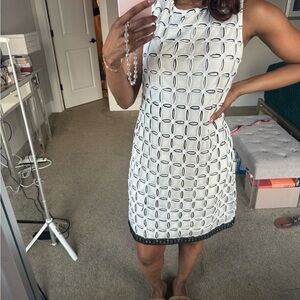 White and Black Sleeveless Shift Dress